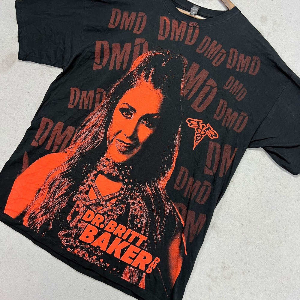 AEW Dr Britt Baker DMD Wrestling Graphic T-Shirt Black Orange Mens XXL